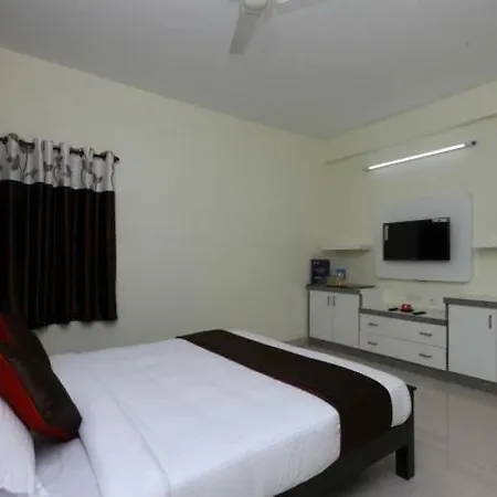 The Posh Residency, Ecr-2